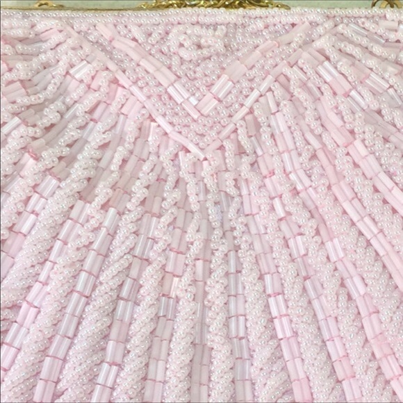 Artisan Hand Beaded Shell Design Bag w/Satin NWT - Picture 4 of 8